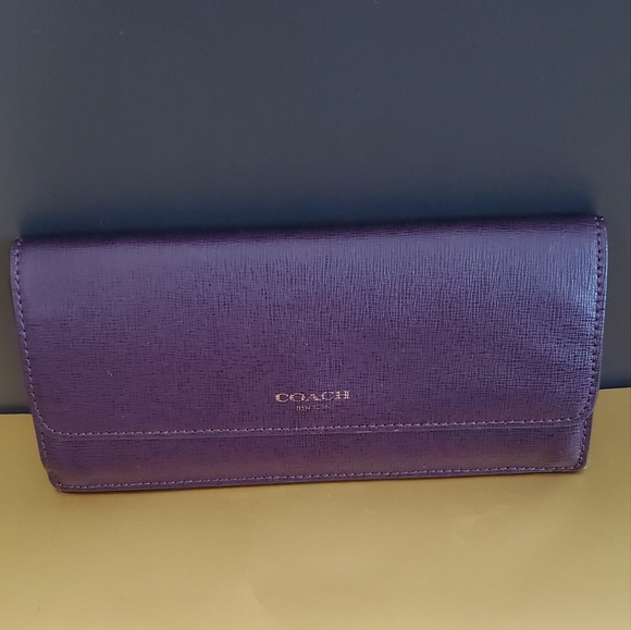 Coach burgundy leather wallet - Picture 1 of 3